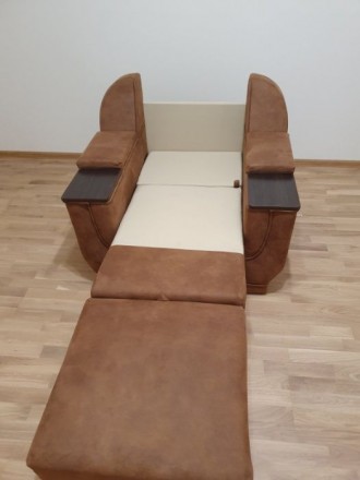Кресло-кровать Меркурий - состояние отличное !

Оригинальный внешний вид кресла . . фото 6