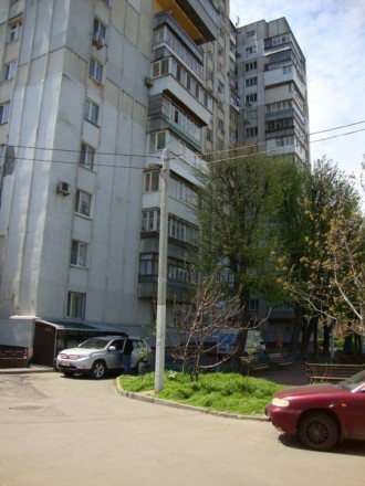 Продам отличную 2-х комнатную квартиру с видом на море в 85 метрах от пляжа по а. Черноморск (Ильичевск). фото 2