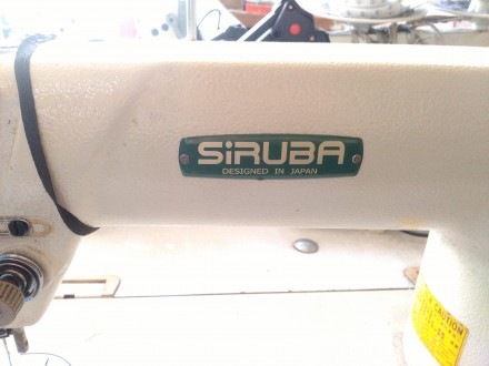 Промышленная швейная машинка Siruba, б/у.

Имеет 3-х фазный двигатель 380 воль. . фото 2