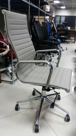В данном кресле используется механизм качания кресел Deep Titl (DT). Он представ. . фото 4