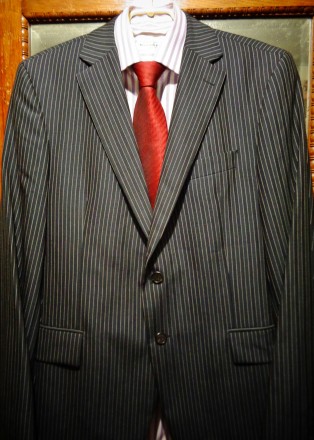 Настоящий фирменный пиджак Tommy Hilfiger.

Оригинал, то есть это не галимая к. . фото 2