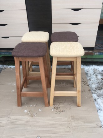 Барные стулья
С мягким сидением - 800 грн
С сидением из кухонной столешницы - . . фото 3