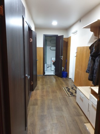 Квартира находится на ул Гладкова, с евро ремонтом, раздельными комнатами, всей . 12-Квартал. фото 5