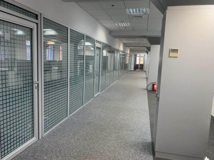 Оренда офісного приміщення квадратурою:
4 поверх 740 кв.м. (сучасний ремонт та м. Лукьяновка. фото 4