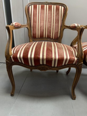Комплект старинных стульев Версаль. В наличии пара 2шт.
Привезены из Бельгии. А. . фото 9