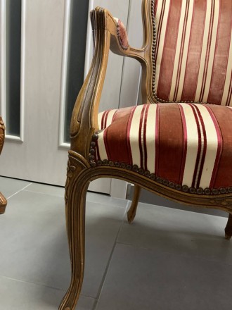 Комплект старинных стульев Версаль. В наличии пара 2шт.
Привезены из Бельгии. А. . фото 4