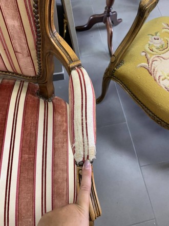 Комплект старинных стульев Версаль. В наличии пара 2шт.
Привезены из Бельгии. А. . фото 10