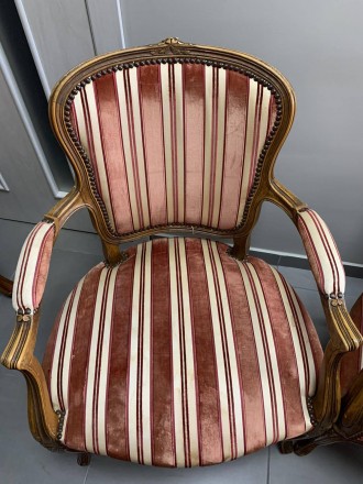 Комплект старинных стульев Версаль. В наличии пара 2шт.
Привезены из Бельгии. А. . фото 5