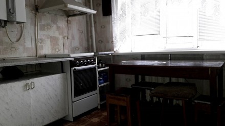 Квартира находится угол Титова и Кирова, с косметическим ремонтом, в нормальном . Титова. фото 11