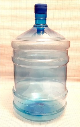 Бутыль пластиковый для питьевой воды, объем 18,9 литров с пробкой. Новый в завод. . фото 4