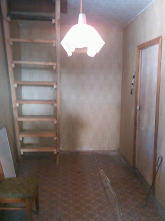Продаю дачу/жилой частный дом!
Менее 10 км от Киева, 7 соток, 2-х этажный кирпи. . фото 10