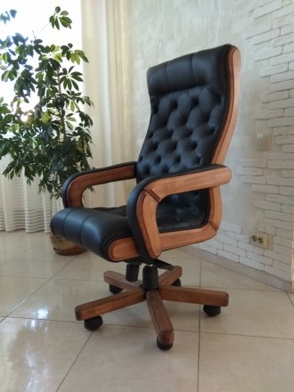 Продаю нове шкіряне офісне крісло для керівника.
Під замовлення можливий будь я. . фото 5