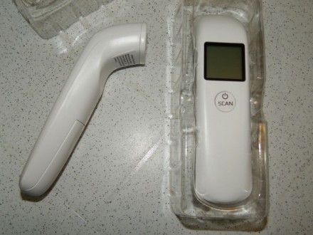 Бесконтактный инфракрасный термометр MD1741.
Для измерения температуры головы.
О. . фото 4