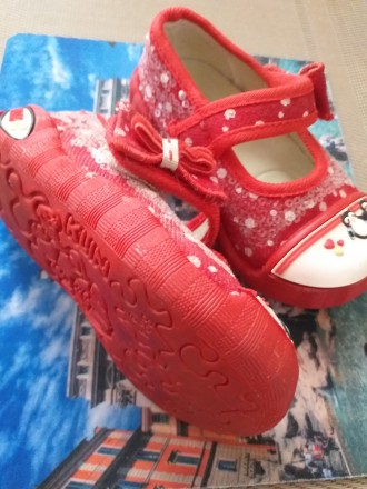 Продам пинетки для девочки красного цвета в хорошем состоянии. Размер обуви - 21. . фото 3