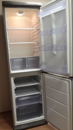 Резина уплотнитель резинка к холодильникам ZANUSSI Zanussi ZRB 636 W 570x680 мм,. . фото 2