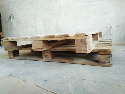 Продам два деревянных поддона 1,2х0,9 м. Остались после доставки стройматериалов. . фото 4