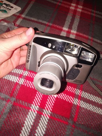 Продается плёночный фотоаппарат Б/у "Фуджифильм 290" в футляре(хорошая. . фото 6