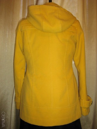 Продам желтое полу-пальто NEXT из кашемира, в хорошем состоянии. . фото 5