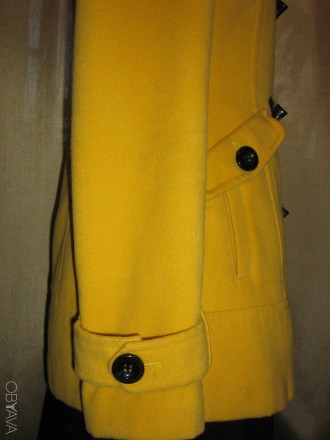 Продам желтое полу-пальто NEXT из кашемира, в хорошем состоянии. . фото 4