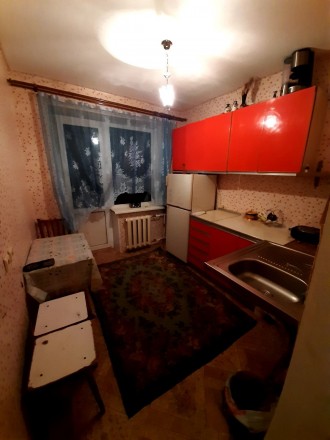 Квартира в хорошем жилом состоянии, с косметическим ремонтом, всей необходимой м. Петровского просп.. фото 2