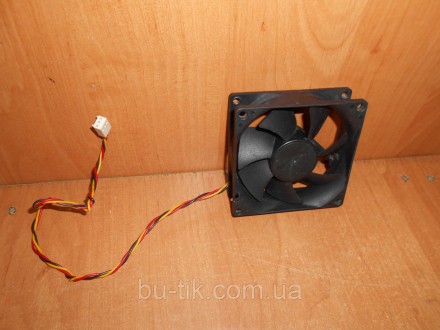 бу
Вентилятор для охлаждения системного блока
80 мм подключение 3 pin на материн. . фото 3