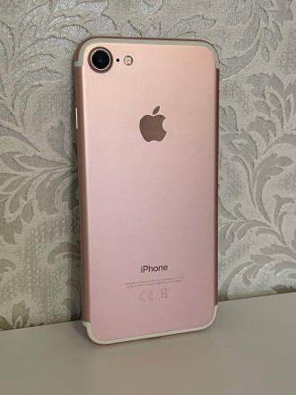  Apple iPhone 7 32gb Состояния: 9/10 Аккумулятор:86% Комплект: телефон, кабель,. . фото 2
