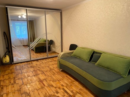 Квартира находится на ул Новокрымская, рн Сильпо, с ремонтом, раздельными комнат. Титова. фото 7