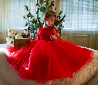 Пышные нарядные платья для Ваших маленьких принцесс )
В наличии на рост 92-98.
. . фото 6