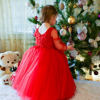 Пышные нарядные платья для Ваших маленьких принцесс )
В наличии на рост 92-98.
. . фото 4