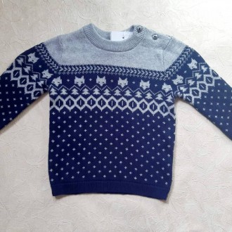 Вязаный свитер  H&M из мягкого хлопка с пуговицами на одном плече и рельефно. . фото 2