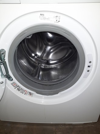 Почти новая стиральная машина , привезенная из Германии , проверенная , гарантия. . фото 5