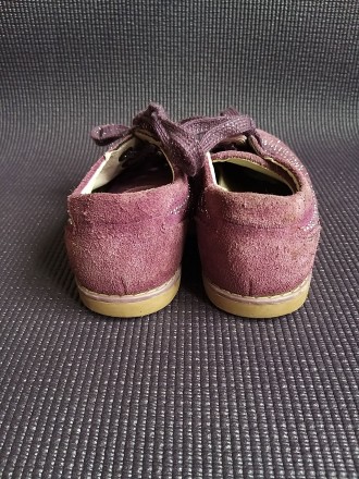 Красивые фиолетовые туфли на шнуровке Шалунишка, состояние б/у, с наружи замша, . . фото 4