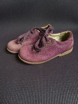 Красивые фиолетовые туфли на шнуровке Шалунишка, состояние б/у, с наружи замша, . . фото 3