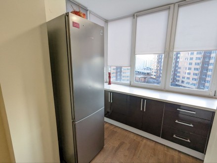 новобудова
автономне опалення
квартира мебльована
холодильник, тв, пральна ма. Ювилейный. фото 9