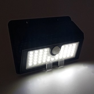 
LED светильник на солнечной батарее VARGO 9W SMD c датчиком Чёрный Продажа опто. . фото 3