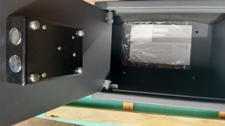 Сейф мебельный Gartex SFT-40K, два ключа, цвет серый

Внешняя высота300 (мм)



. . фото 4