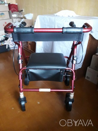 Продам складную инвалидную коляску-ходунки, новую. Очень удобная. Можно катить, . . фото 1