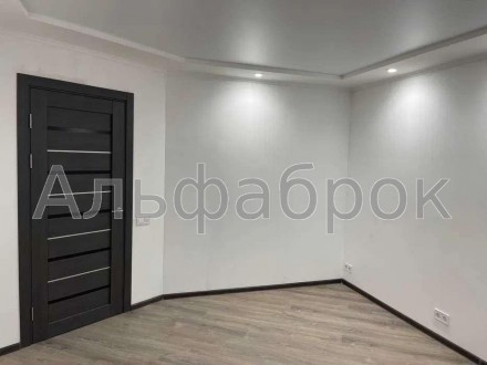 5 кімнатний 2 поверховий будинок в живописному районі Києва пропонується до прод. . фото 33