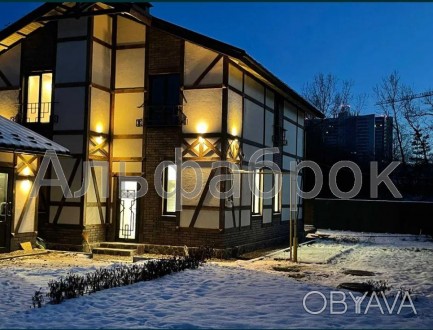 5 кімнатний 2 поверховий будинок в живописному районі Києва пропонується до прод. . фото 1
