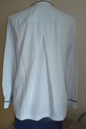 Красивая  стильная женская рубашка из тонкого хлопка в мелкую полоску с длинным . . фото 8