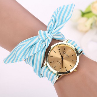 
Женские цветные наручные часы Geneva
 
 
Модные наручные часы с тканевым ремешк. . фото 5