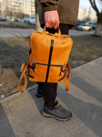 Стильный, кожаный рюкзак 
Натуральная кожа crease horse 
Дизайнерская работа в. . фото 10