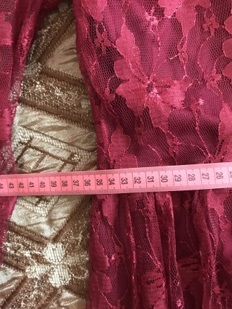 Сукня бордового кольору,розмір с,без видимих дефектів;на підкладці,зверху фатін;. . фото 6