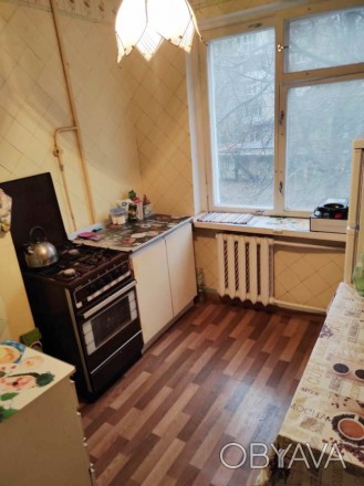 Предлагается к продаже 2 комнатная квартира в жилом состоянии. 
Новый паркет, б. Киевский. фото 1