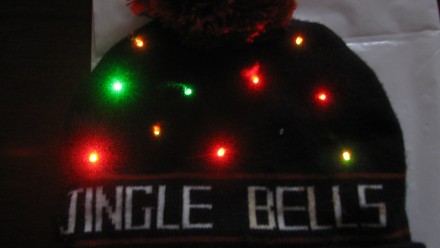 Светящаяся шапка Новогодняя Jingle Bells.Загляните также в другие мои объявления. . фото 3