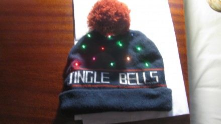 Светящаяся шапка Новогодняя Jingle Bells.Загляните также в другие мои объявления. . фото 7
