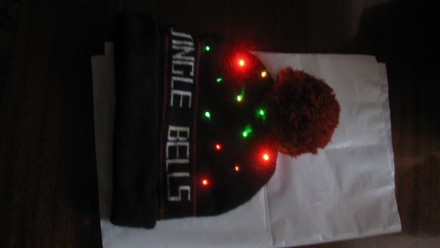 Светящаяся шапка Новогодняя Jingle Bells.Загляните также в другие мои объявления. . фото 6