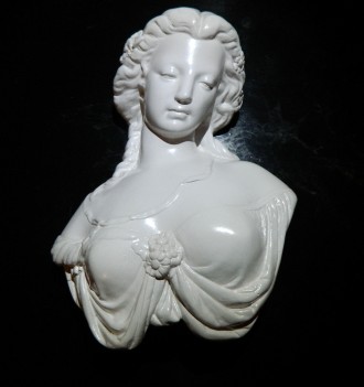 Декоративная гипсовая лепнина "Венера".
Пропитана грунтовкой. 
Цена . . фото 3