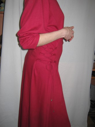  Мода возвращается! Платье женское б/у, бордового цвета, однотонное, трикотажное. . фото 7
