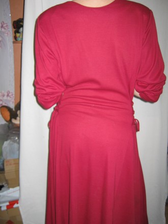 Мода возвращается! Платье женское б/у, бордового цвета, однотонное, трикотажное. . фото 6